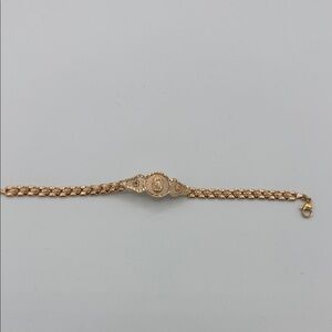 Elegant Gold Women's Bracelet